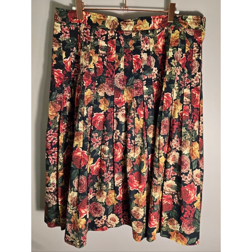 Antonio Melani Floral Pleated Midi Skirt - Dark Romantic Rose - Size 16 approx.